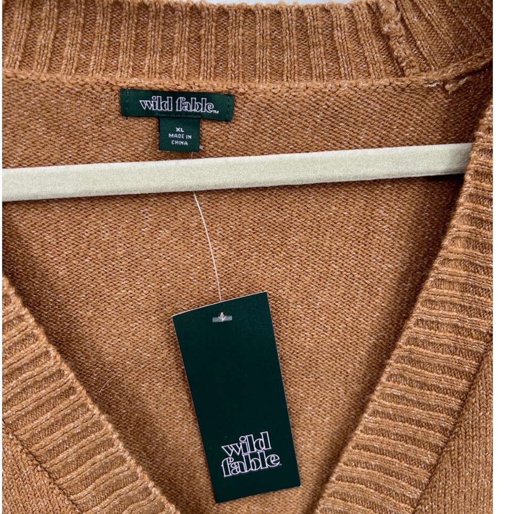 Wild Fable Slouchy Chunky Cropped Cardigan Sweater V-Neck Button Front XL NWT - Picture 3 of 6
